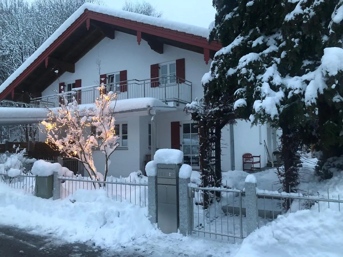 Wolfˋs Apartment Neubeuern